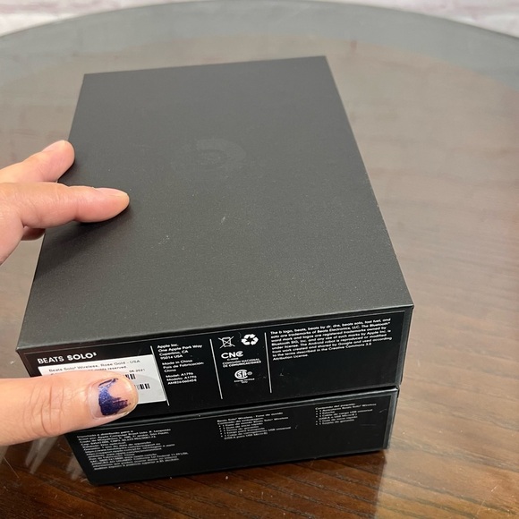 BEATS SOLO 3 box (box only) - Picture 5 of 5